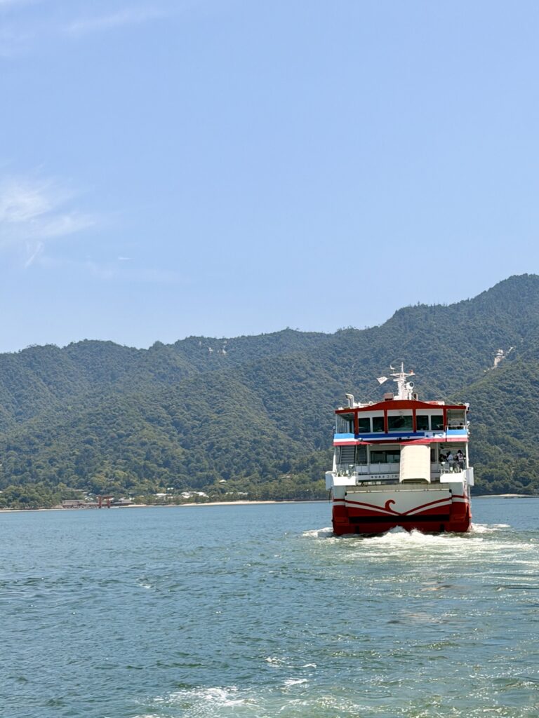 Ferry to Miyajima 