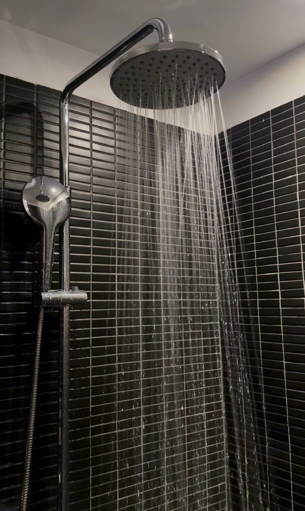 Amba Hotel shower